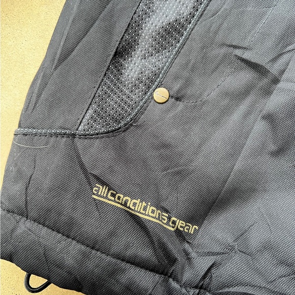 Nike ACG Jacket - Picture 4 of 7